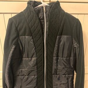 Lululemon St Moritz winter jacket size 8